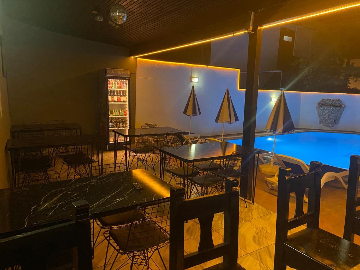Nil Mars Hotel Bodrum Bagian luar foto