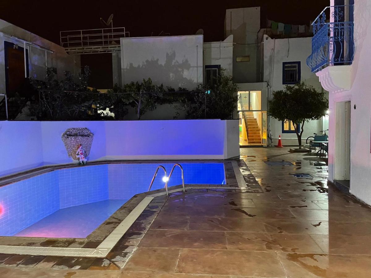 Nil Mars Hotel Bodrum Bagian luar foto
