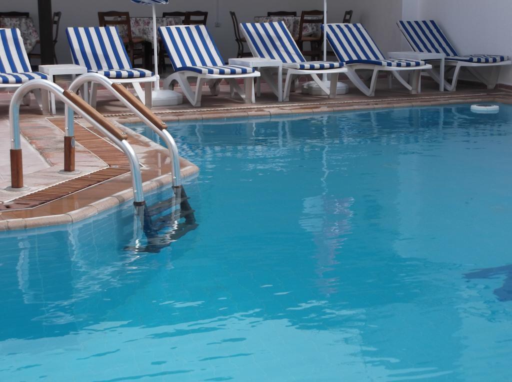 Nil Mars Hotel Bodrum Bagian luar foto