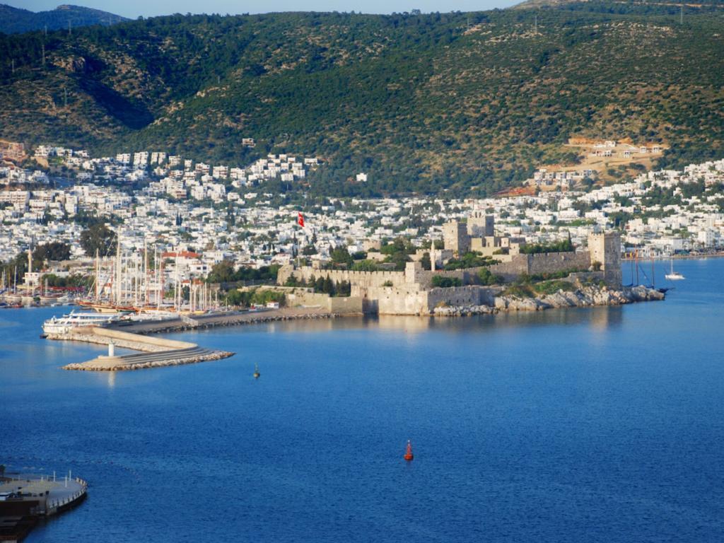 Nil Mars Hotel Bodrum Bagian luar foto
